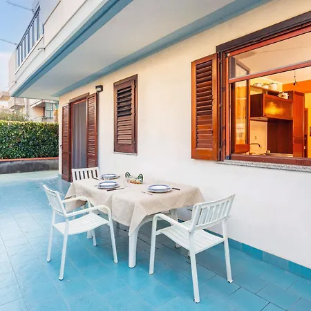 Le Piramidi Seaside House *